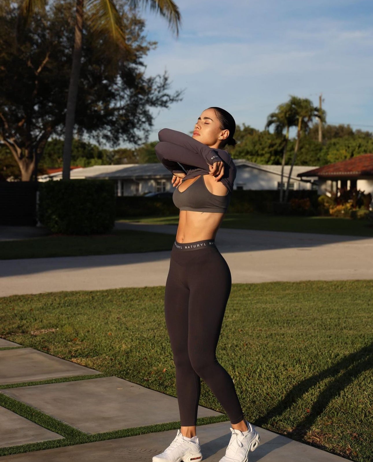 THE SOFT SCULPT LOUNGE LEGGINGS