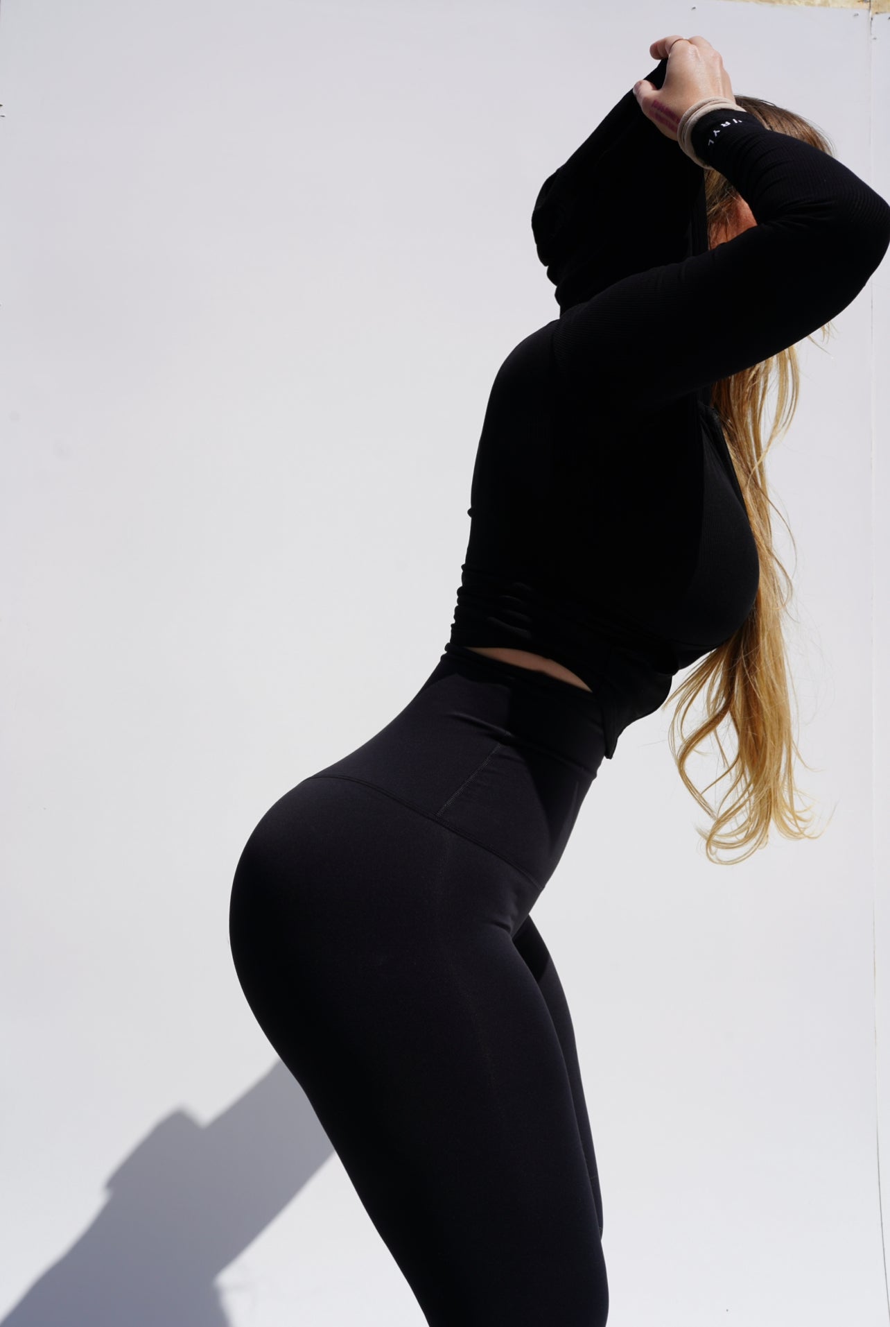 Naturyl by Niykee NBK Niykee Heaton Leggings Fleece Style Black Size Large  NEW - Athletic apparel